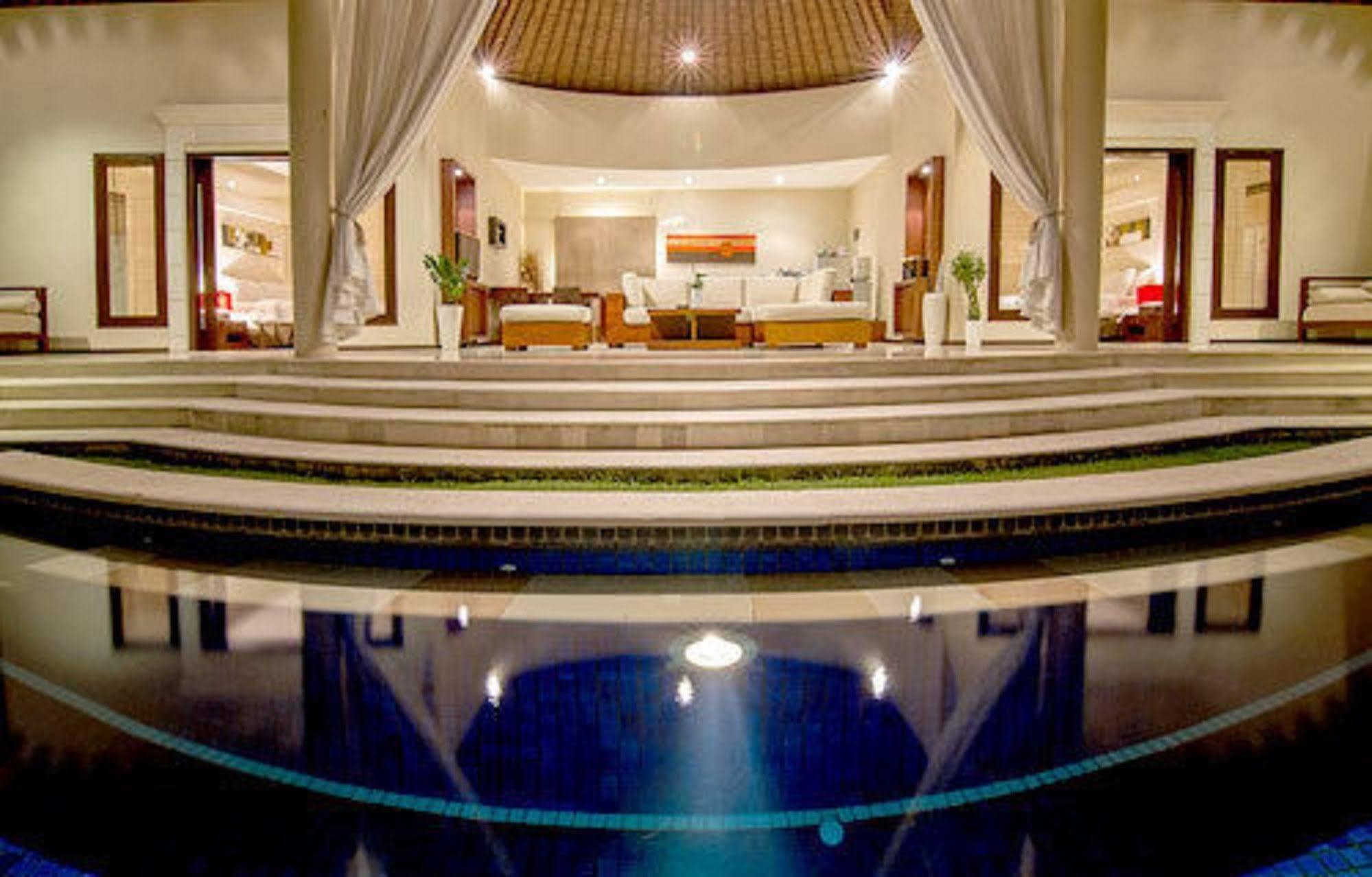 Arsa Villa Bali เซมินยัค ภายนอก รูปภาพ