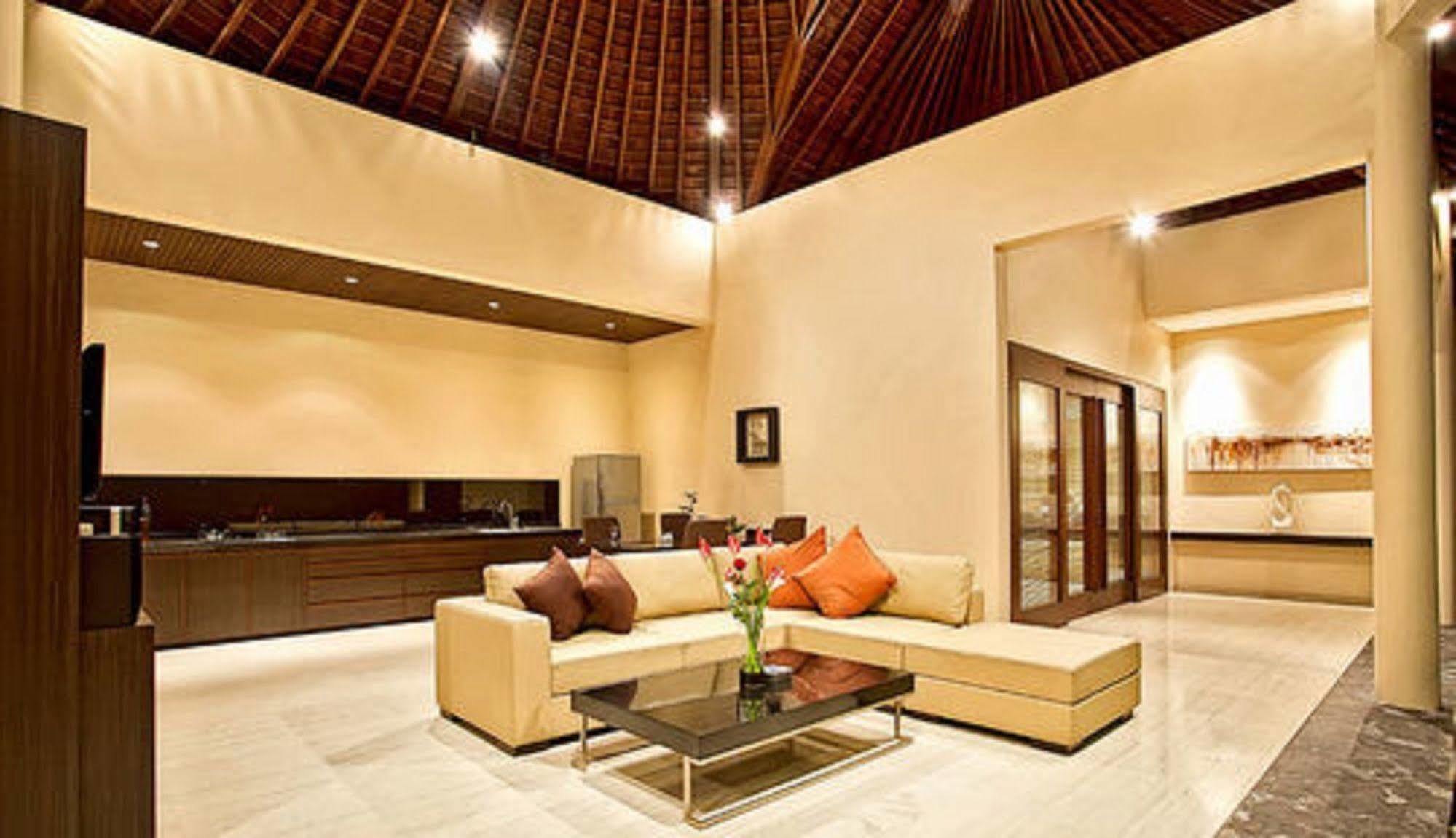 Arsa Villa Bali เซมินยัค ภายนอก รูปภาพ