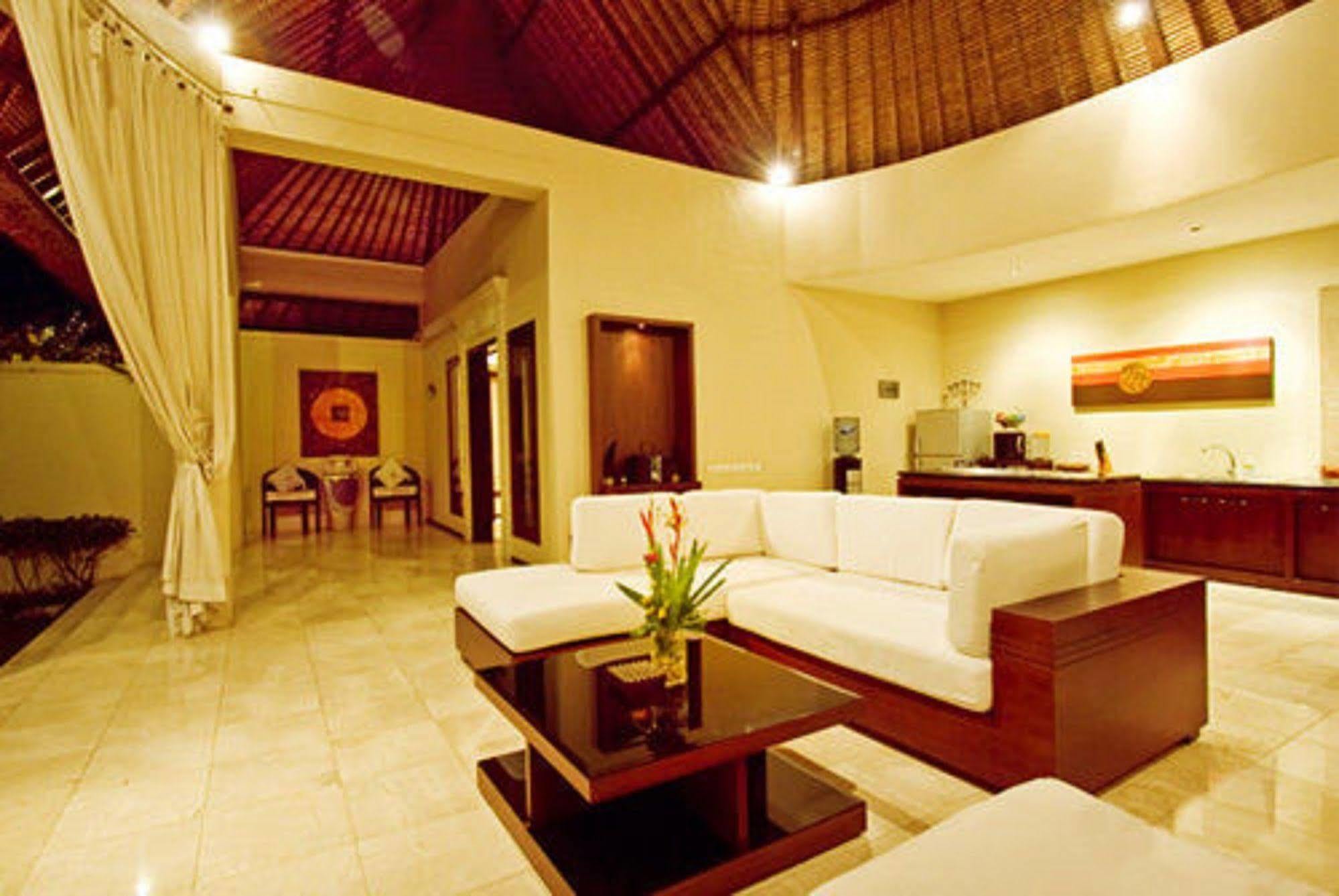 Arsa Villa Bali เซมินยัค ภายนอก รูปภาพ