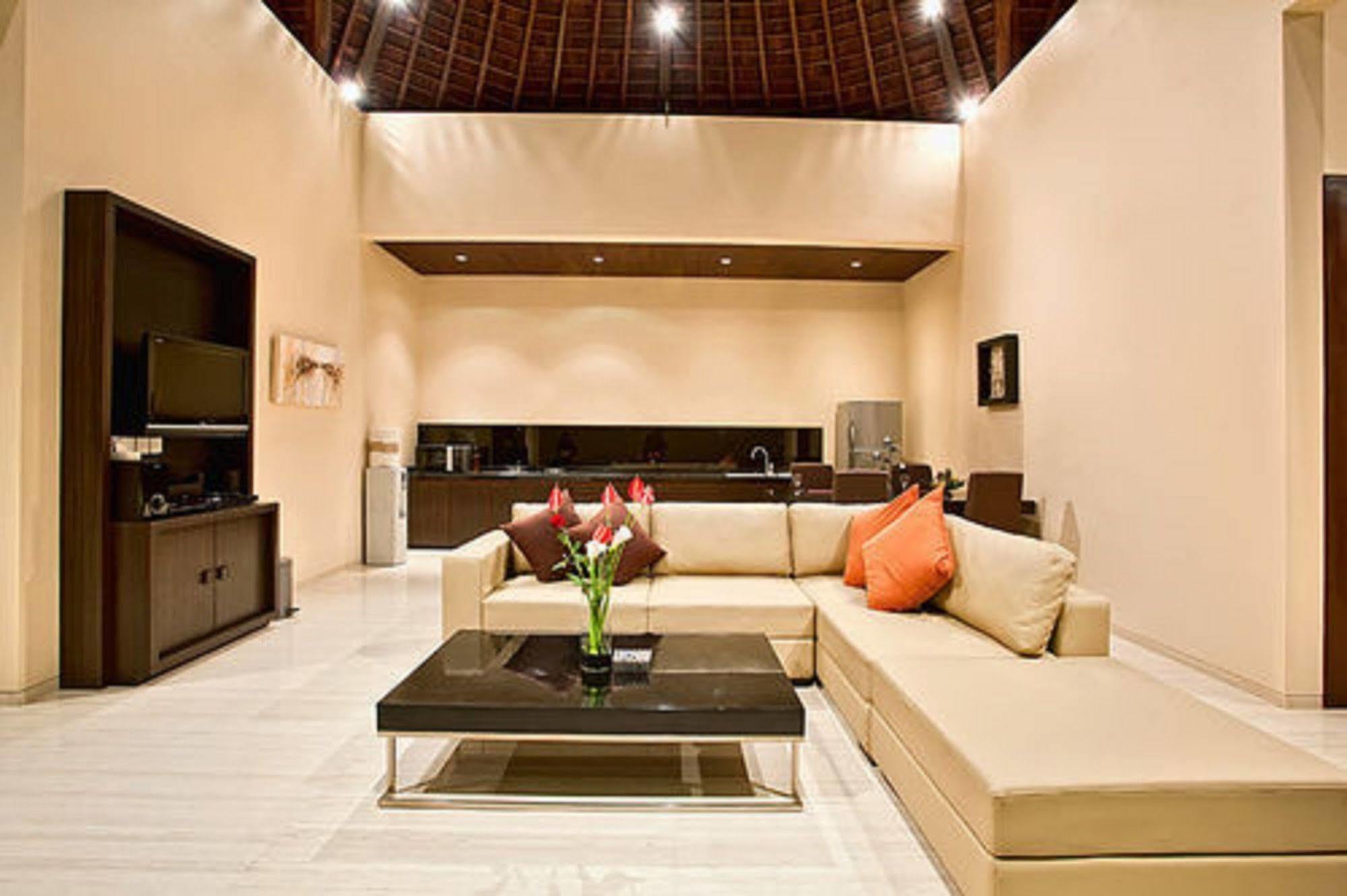 Arsa Villa Bali เซมินยัค ภายนอก รูปภาพ